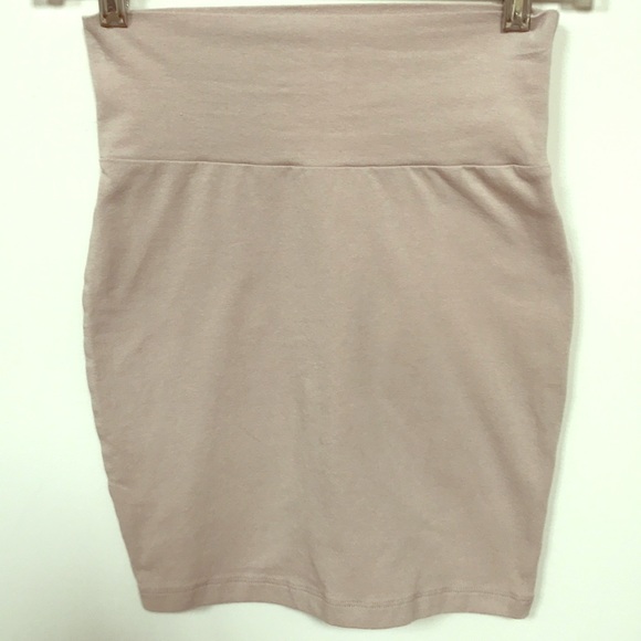 Charlotte Russe Dresses & Skirts - Charlotte Russe beige skirt size XS